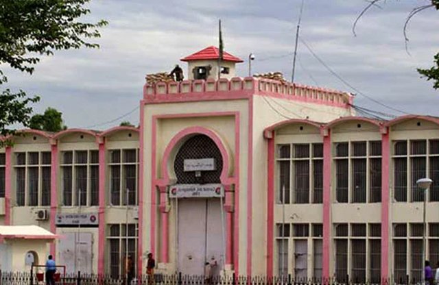 جیل حکام